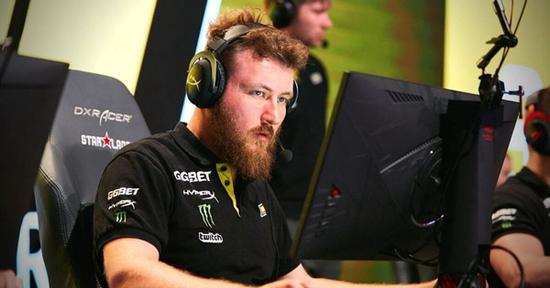 风暴英雄迎来新英雄龙骑士菲尼克斯精彩解析